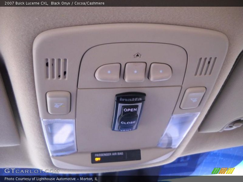 Black Onyx / Cocoa/Cashmere 2007 Buick Lucerne CXL