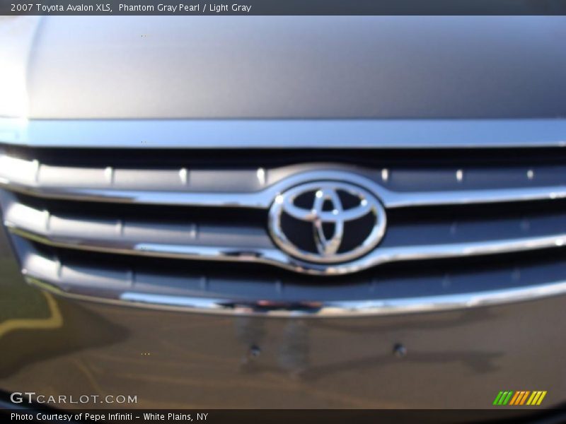 Phantom Gray Pearl / Light Gray 2007 Toyota Avalon XLS
