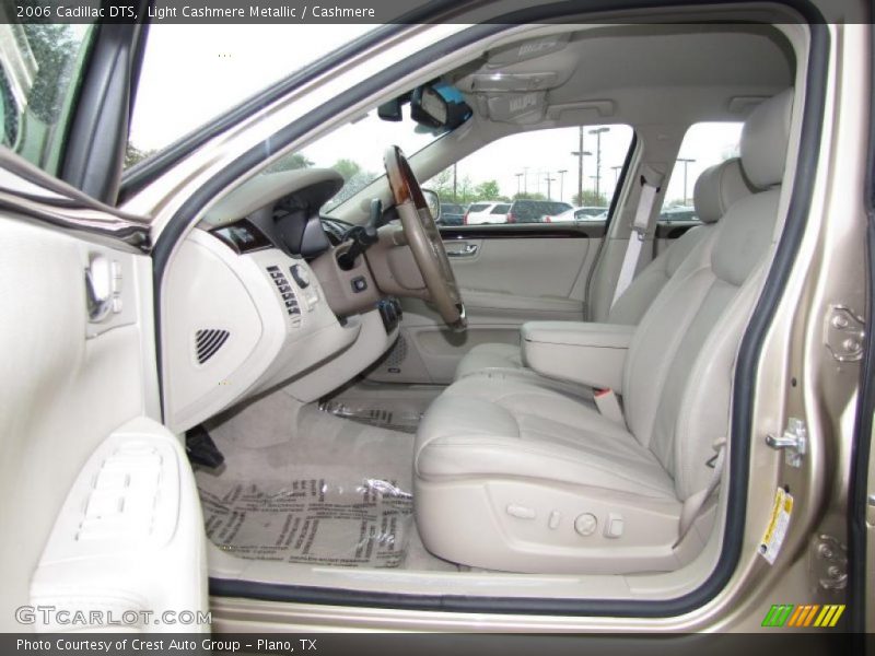 Light Cashmere Metallic / Cashmere 2006 Cadillac DTS