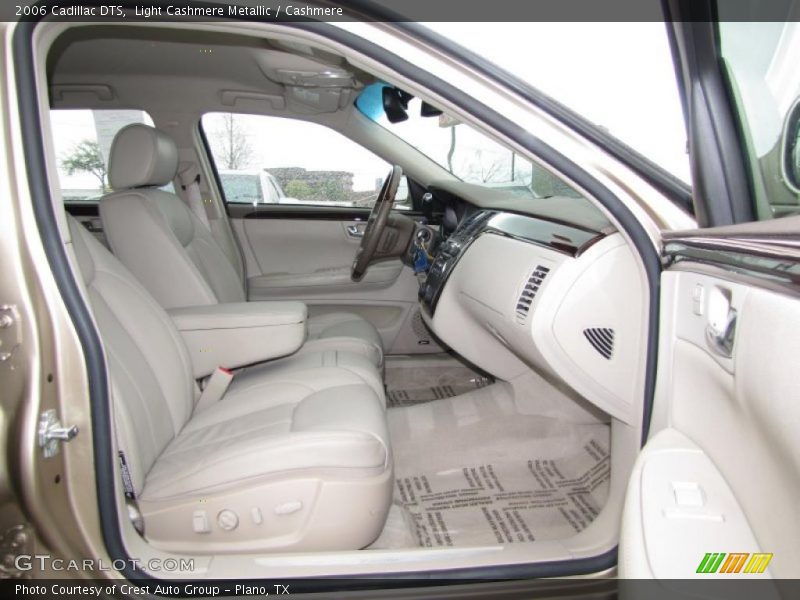 Light Cashmere Metallic / Cashmere 2006 Cadillac DTS