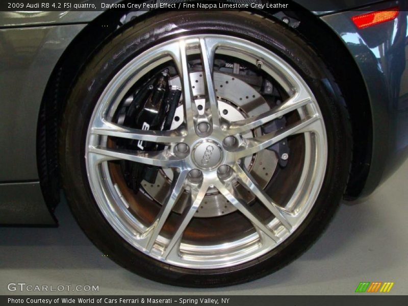 Daytona Grey Pearl Effect / Fine Nappa Limestone Grey Leather 2009 Audi R8 4.2 FSI quattro