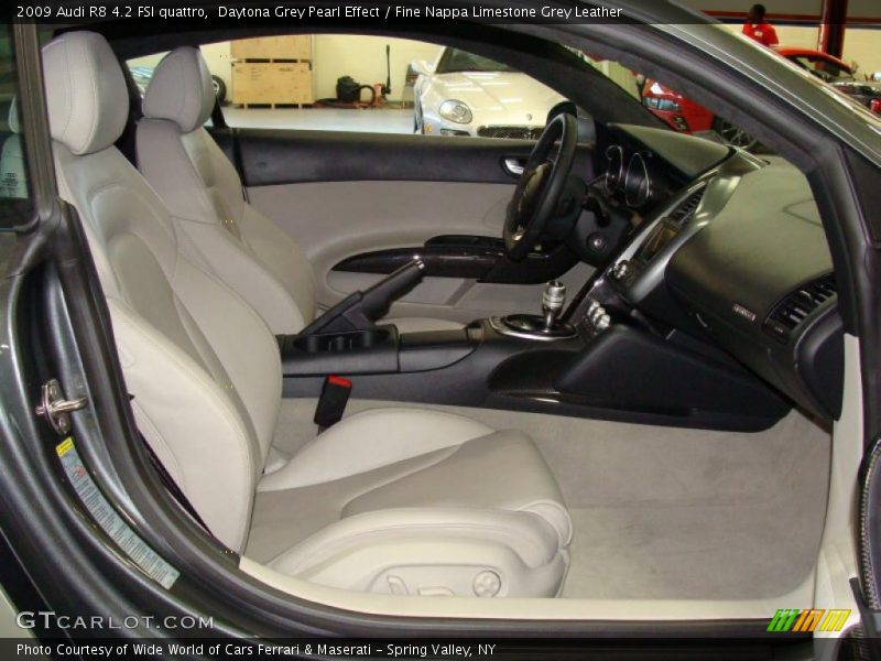 Daytona Grey Pearl Effect / Fine Nappa Limestone Grey Leather 2009 Audi R8 4.2 FSI quattro