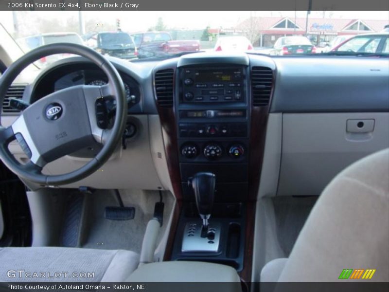 Ebony Black / Gray 2006 Kia Sorento EX 4x4
