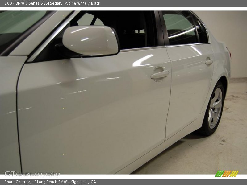 Alpine White / Black 2007 BMW 5 Series 525i Sedan