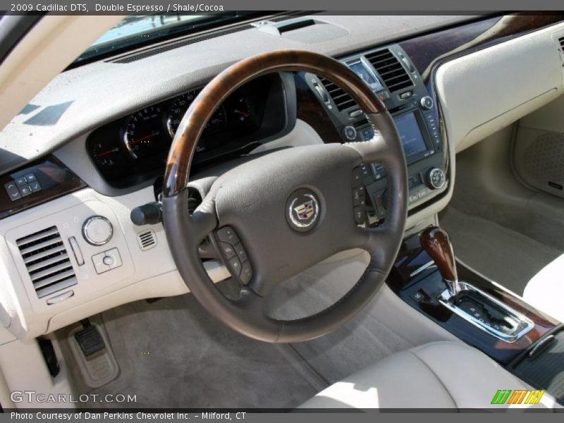 Double Espresso / Shale/Cocoa 2009 Cadillac DTS