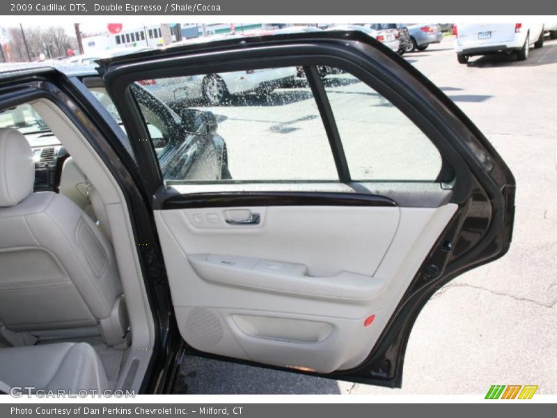Double Espresso / Shale/Cocoa 2009 Cadillac DTS