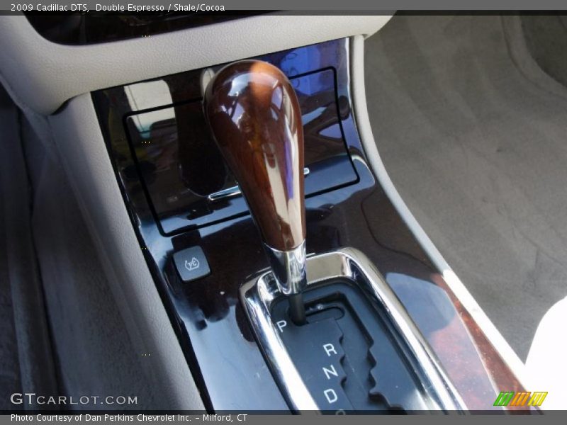 Double Espresso / Shale/Cocoa 2009 Cadillac DTS