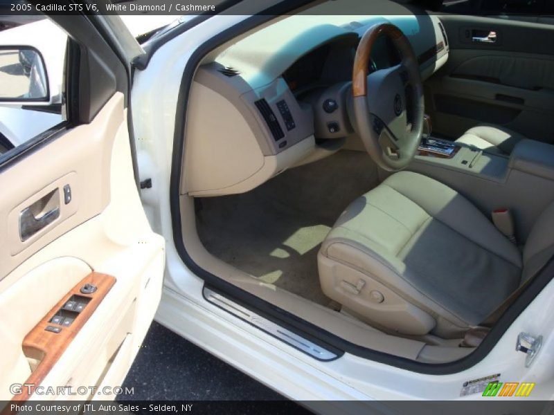 White Diamond / Cashmere 2005 Cadillac STS V6
