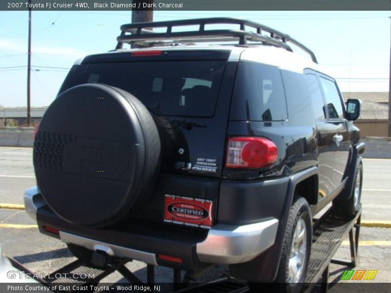Black Diamond / Dark Charcoal 2007 Toyota FJ Cruiser 4WD