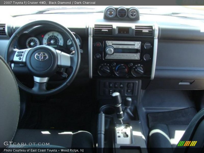 Black Diamond / Dark Charcoal 2007 Toyota FJ Cruiser 4WD