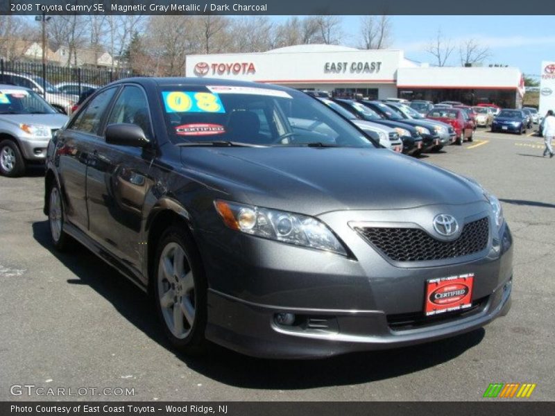 Magnetic Gray Metallic / Dark Charcoal 2008 Toyota Camry SE