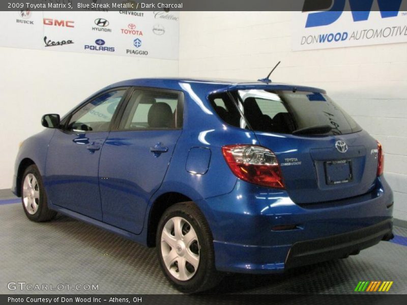 Blue Streak Metallic / Dark Charcoal 2009 Toyota Matrix S