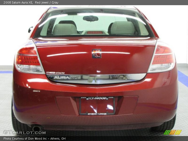 Red Jewel / Gray 2008 Saturn Aura XE