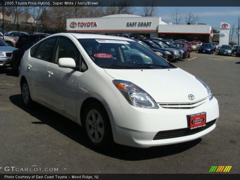 Super White / Ivory/Brown 2005 Toyota Prius Hybrid