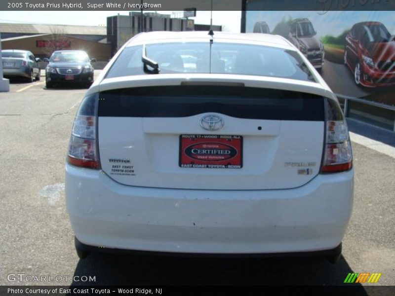 Super White / Ivory/Brown 2005 Toyota Prius Hybrid