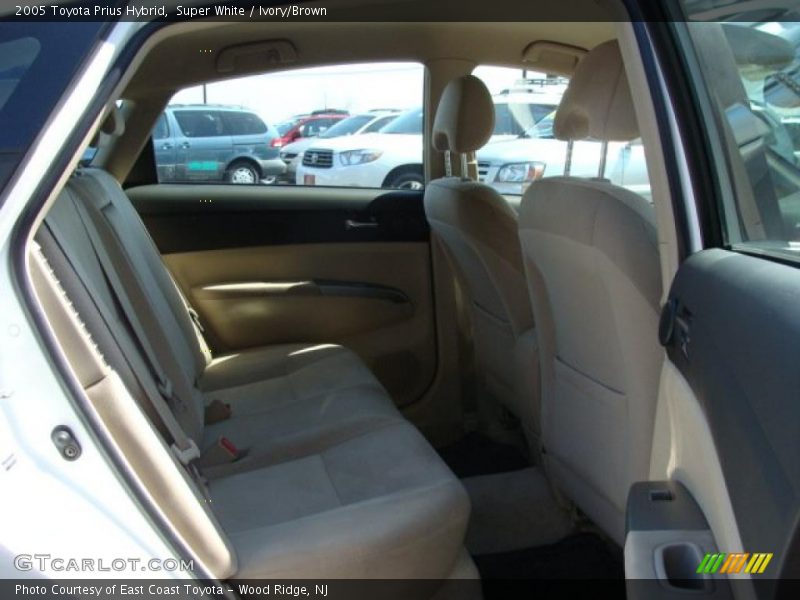 Super White / Ivory/Brown 2005 Toyota Prius Hybrid
