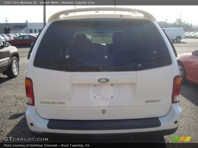 Vibrant White / Medium Graphite Grey 2002 Ford Windstar SE