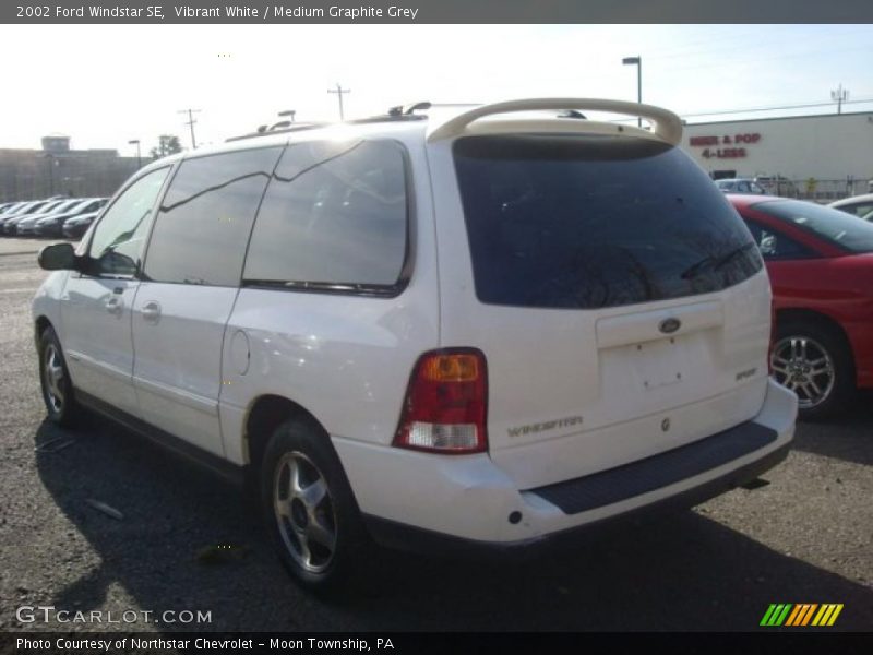 Vibrant White / Medium Graphite Grey 2002 Ford Windstar SE