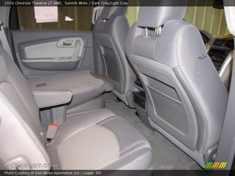 Summit White / Dark Gray/Light Gray 2009 Chevrolet Traverse LT AWD