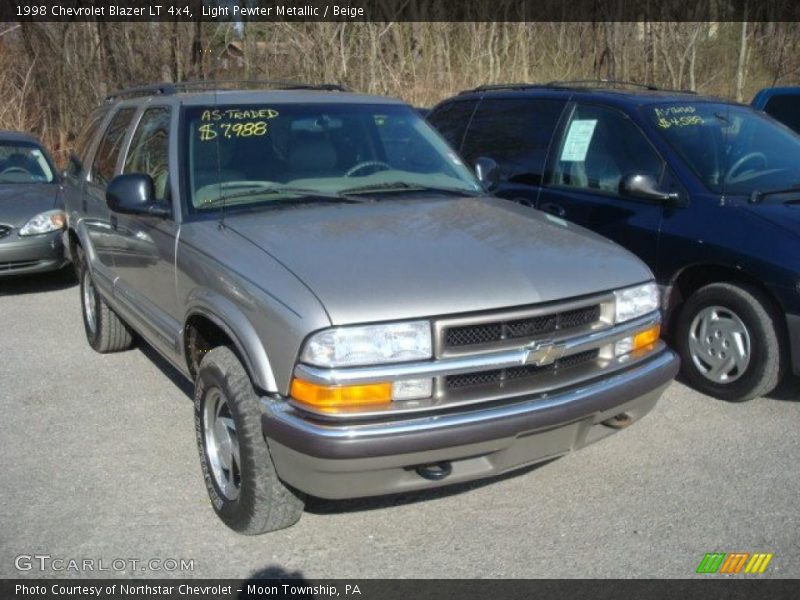 Light Pewter Metallic / Beige 1998 Chevrolet Blazer LT 4x4