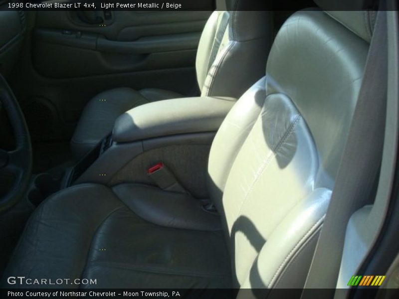Light Pewter Metallic / Beige 1998 Chevrolet Blazer LT 4x4