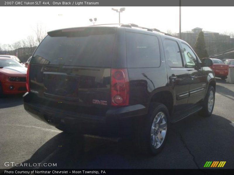 Onyx Black / Light Titanium 2007 GMC Yukon SLT 4x4