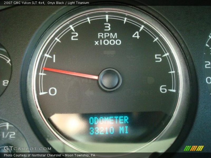 Onyx Black / Light Titanium 2007 GMC Yukon SLT 4x4