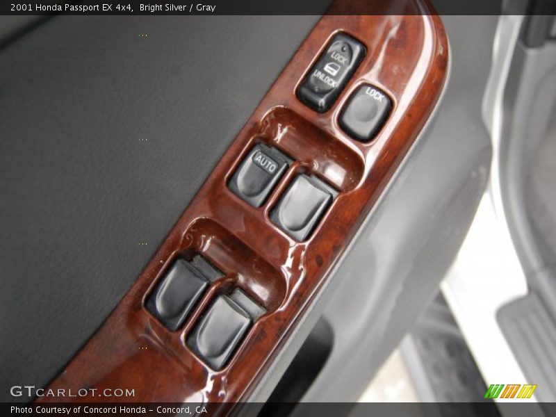Bright Silver / Gray 2001 Honda Passport EX 4x4