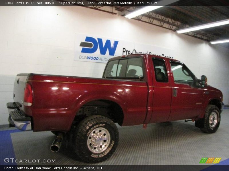 Dark Toreador Red Metallic / Medium Flint 2004 Ford F350 Super Duty XLT SuperCab 4x4
