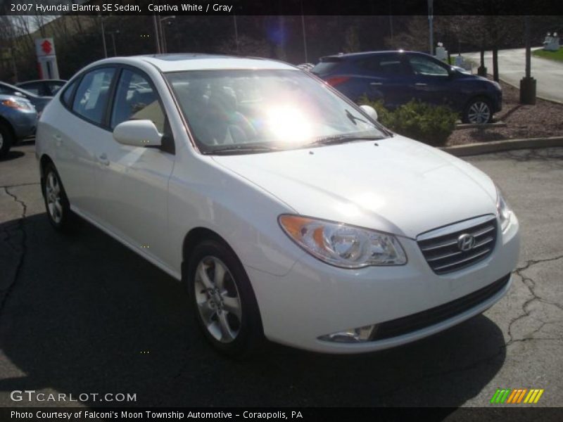 Captiva White / Gray 2007 Hyundai Elantra SE Sedan