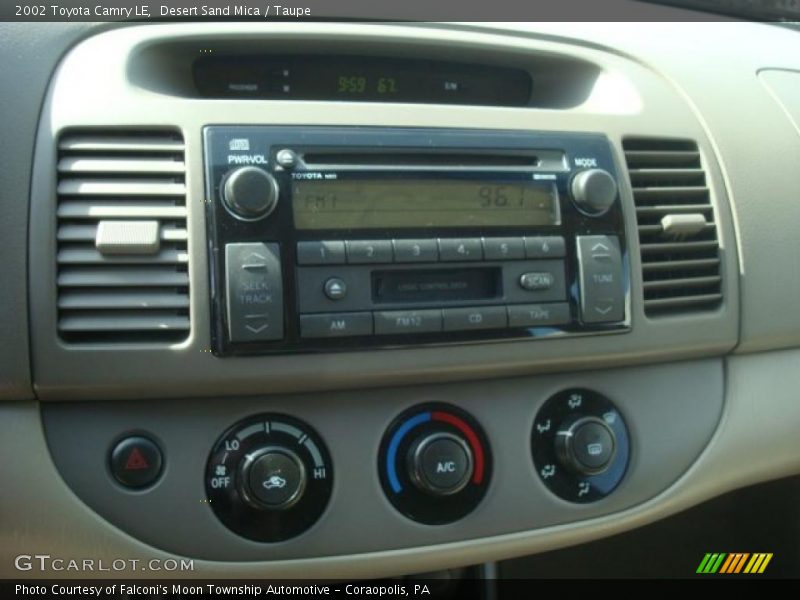 Desert Sand Mica / Taupe 2002 Toyota Camry LE