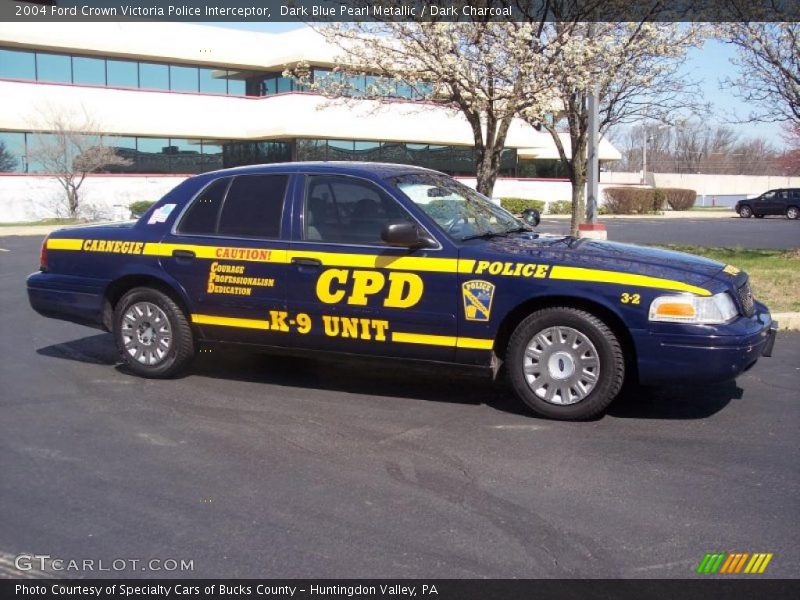 Dark Blue Pearl Metallic / Dark Charcoal 2004 Ford Crown Victoria Police Interceptor