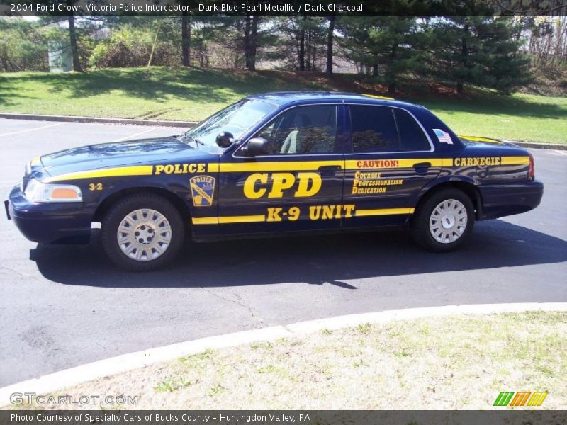 Dark Blue Pearl Metallic / Dark Charcoal 2004 Ford Crown Victoria Police Interceptor
