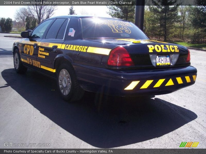 Dark Blue Pearl Metallic / Dark Charcoal 2004 Ford Crown Victoria Police Interceptor