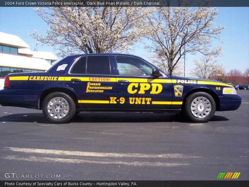 Dark Blue Pearl Metallic / Dark Charcoal 2004 Ford Crown Victoria Police Interceptor