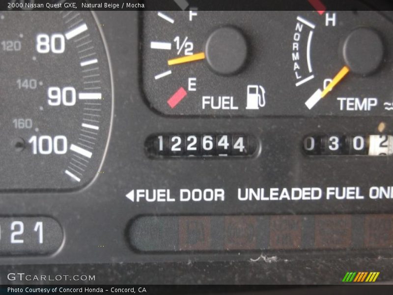 Natural Beige / Mocha 2000 Nissan Quest GXE