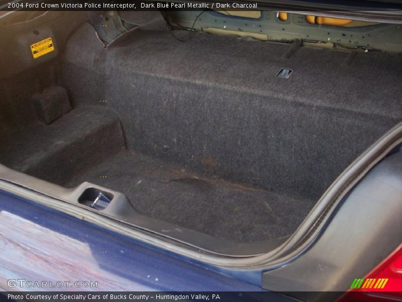 Dark Blue Pearl Metallic / Dark Charcoal 2004 Ford Crown Victoria Police Interceptor