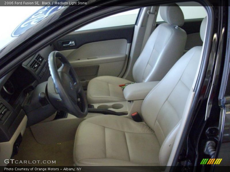 Black / Medium Light Stone 2006 Ford Fusion SE