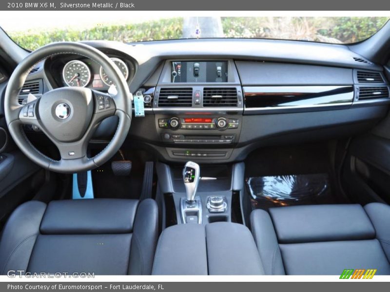 Silverstone Metallic / Black 2010 BMW X6 M