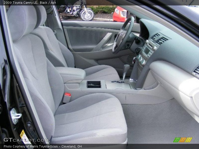 Black / Ash 2009 Toyota Camry LE