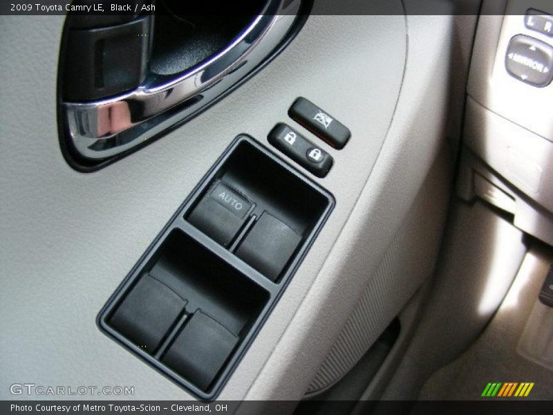 Black / Ash 2009 Toyota Camry LE