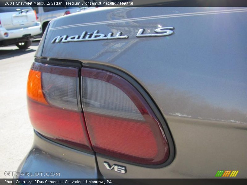 Medium Bronzemist Metallic / Neutral 2001 Chevrolet Malibu LS Sedan