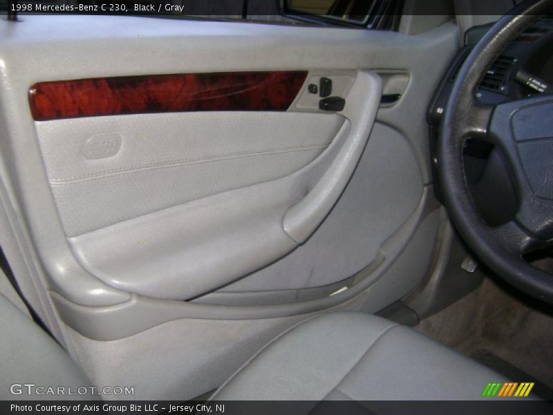 Black / Gray 1998 Mercedes-Benz C 230