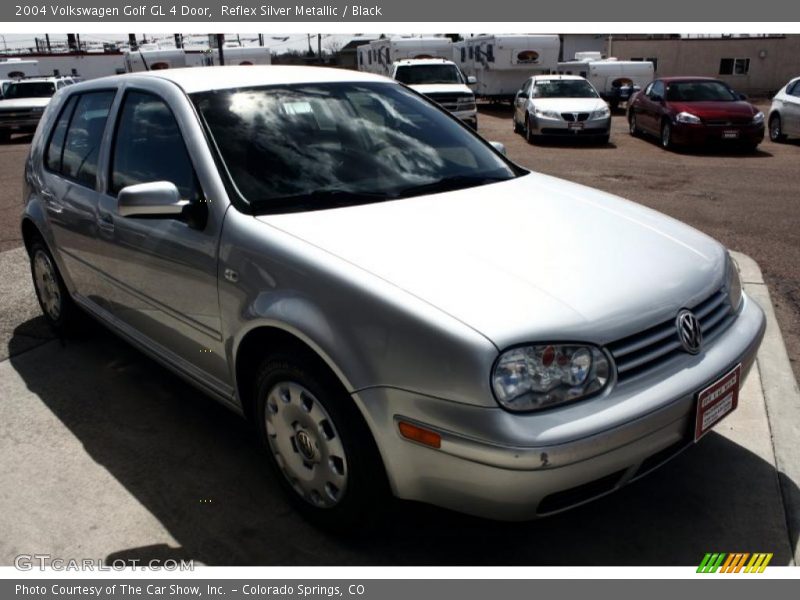 Reflex Silver Metallic / Black 2004 Volkswagen Golf GL 4 Door