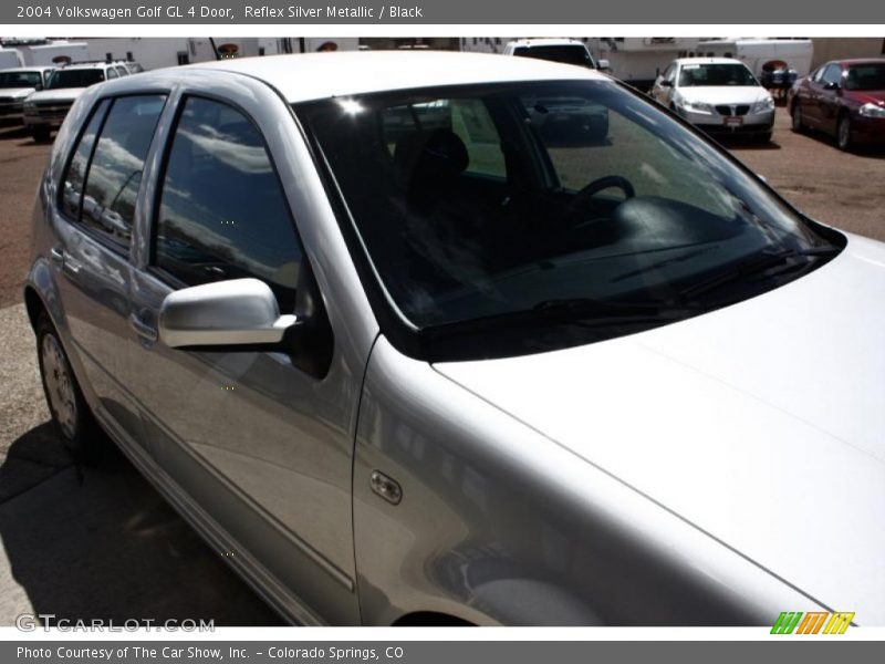 Reflex Silver Metallic / Black 2004 Volkswagen Golf GL 4 Door