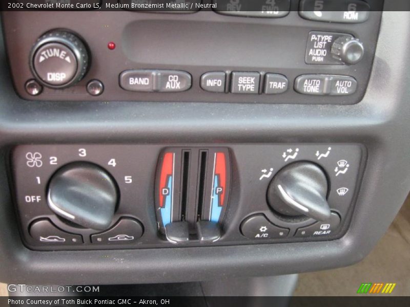 Medium Bronzemist Metallic / Neutral 2002 Chevrolet Monte Carlo LS