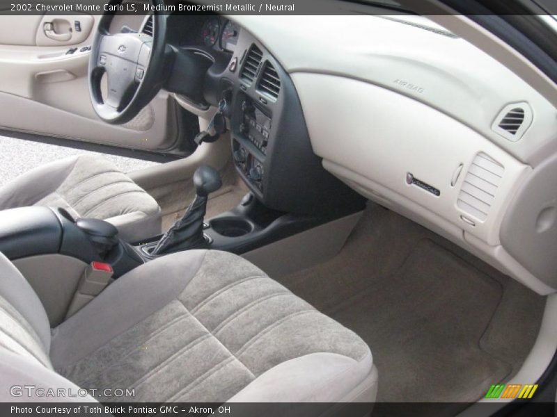 Medium Bronzemist Metallic / Neutral 2002 Chevrolet Monte Carlo LS