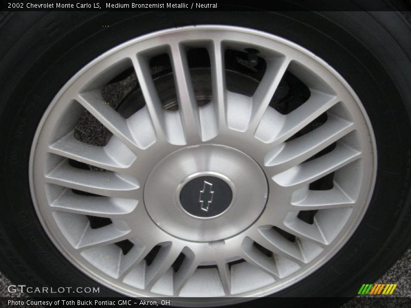 Medium Bronzemist Metallic / Neutral 2002 Chevrolet Monte Carlo LS