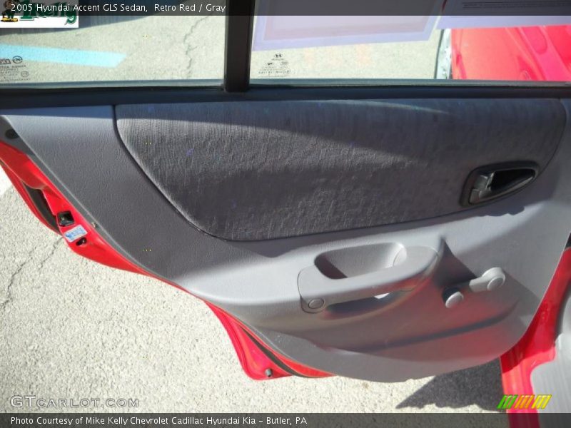 Retro Red / Gray 2005 Hyundai Accent GLS Sedan