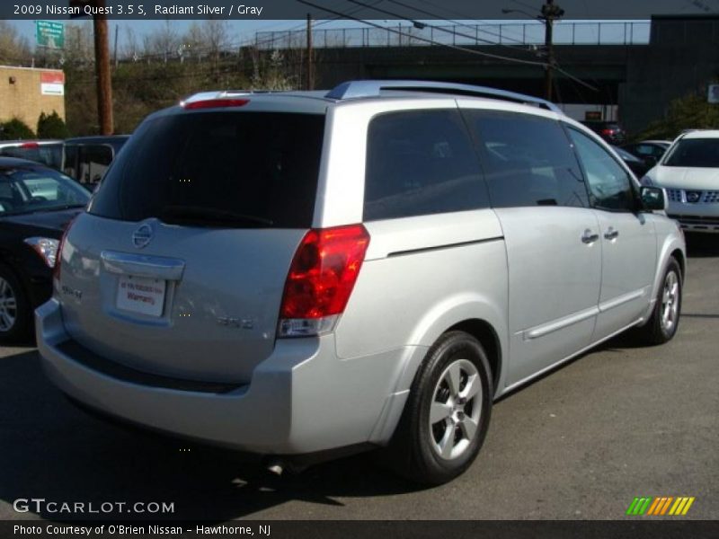 Radiant Silver / Gray 2009 Nissan Quest 3.5 S